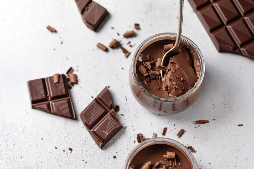הסוד הבריאותי של השוקולד: חשיבותן של בדיקות פוליפנולים